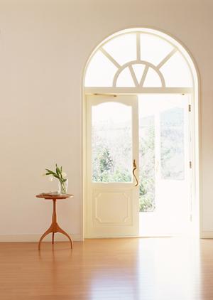 玄関ドアのリフォームを格安で行う会社