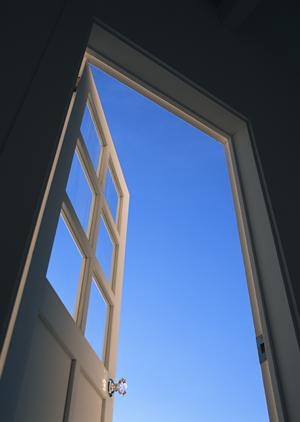 大規模修繕工事で新築のような外観に